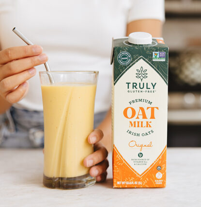 mango smoothie with oat milk