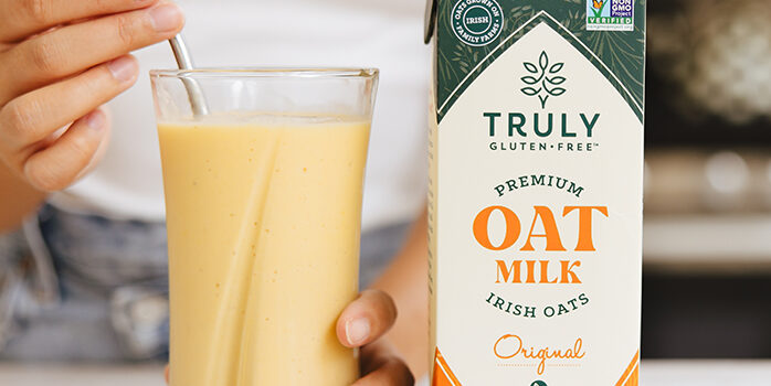 mango smoothie with oat milk