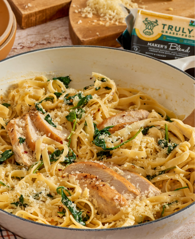 creamy chicken and alfredo chicken pasta dish